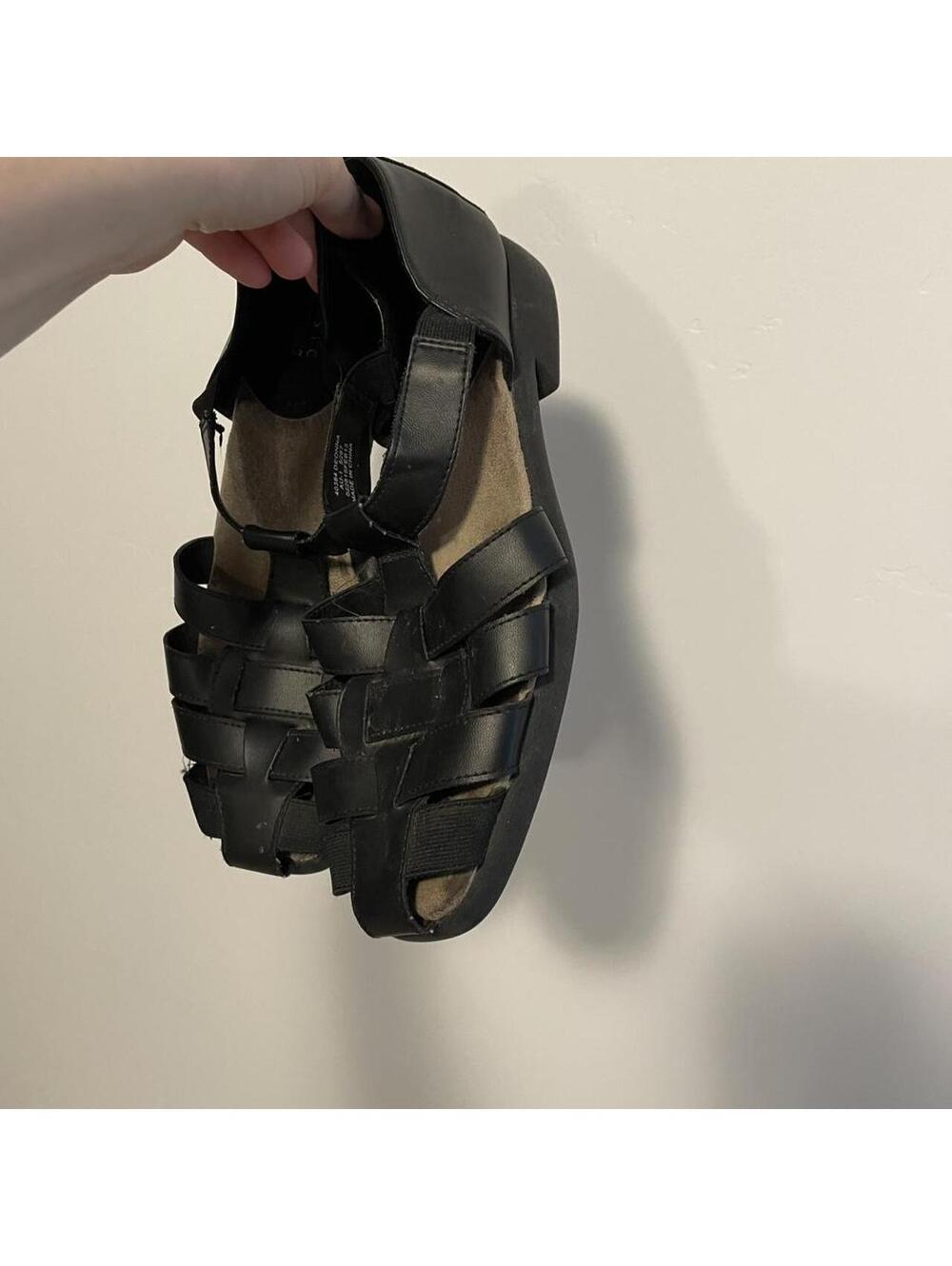 Basic Editions Women's Black Sandal 8